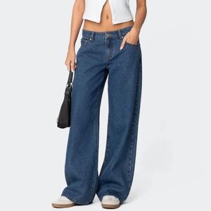 Edikted Raelynn Washed Low Rise Baggy Jeans
